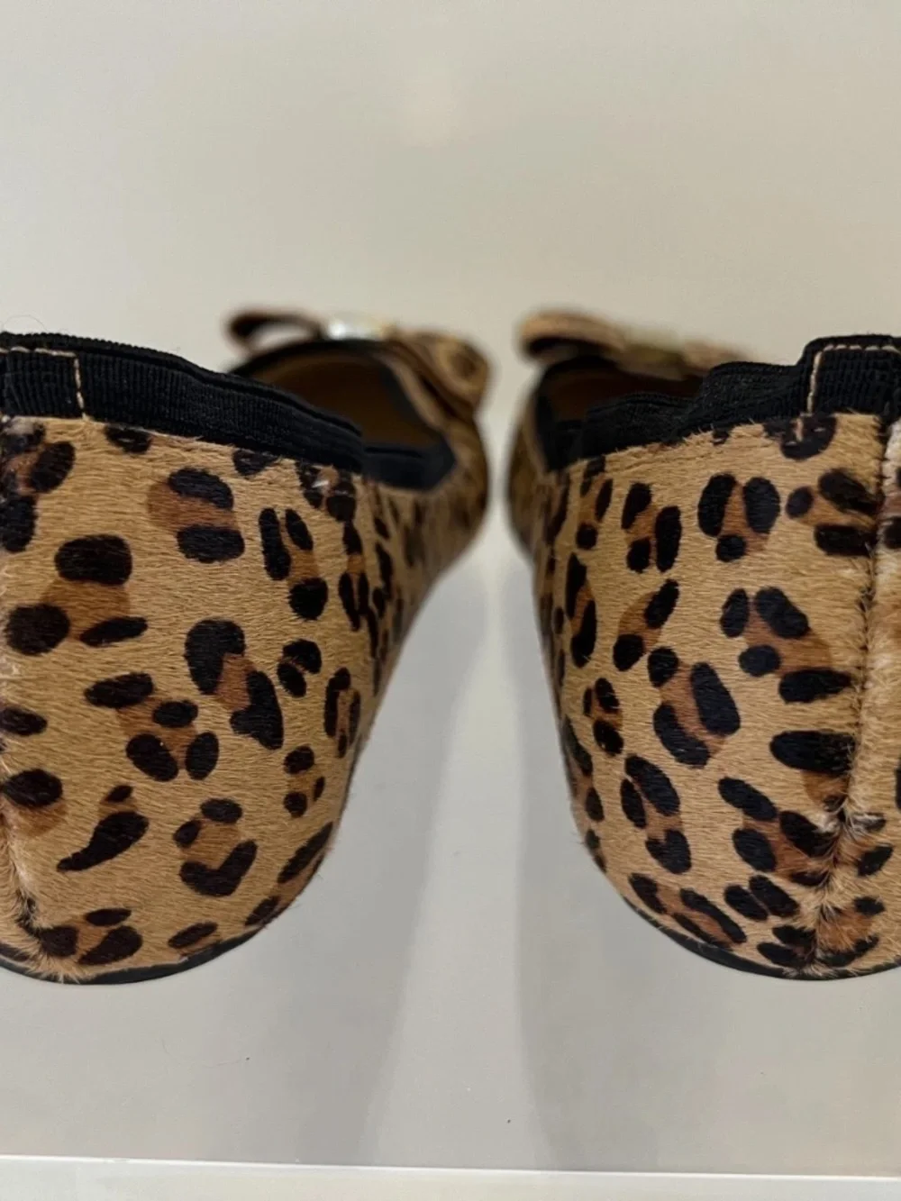 Kate Spade Leopard Print Ballet Flats With Gold Accent Womens Size 6m